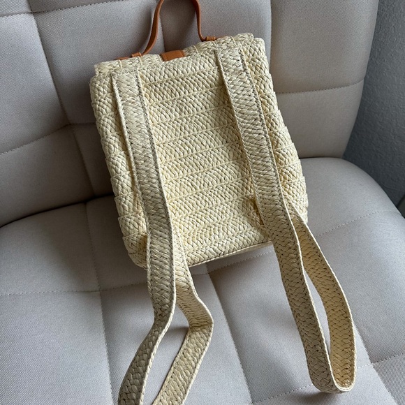 WOVEN BACKPACK | universal thread - Picture 2 of 3